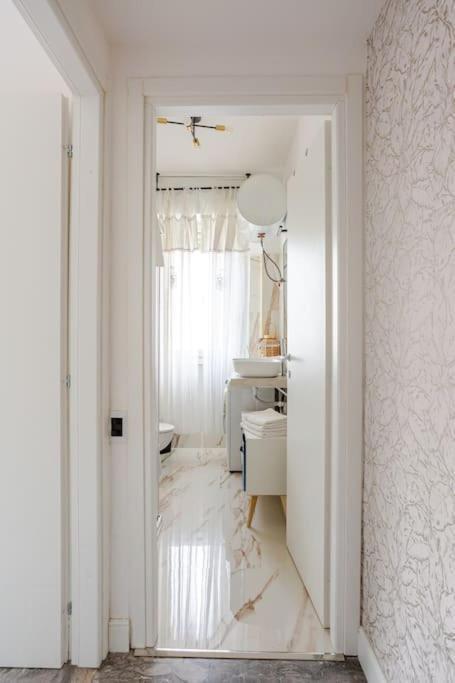 Bright & Modern 2 Min Metro 20Min Niguarda H Apartment Milano Ngoại thất bức ảnh