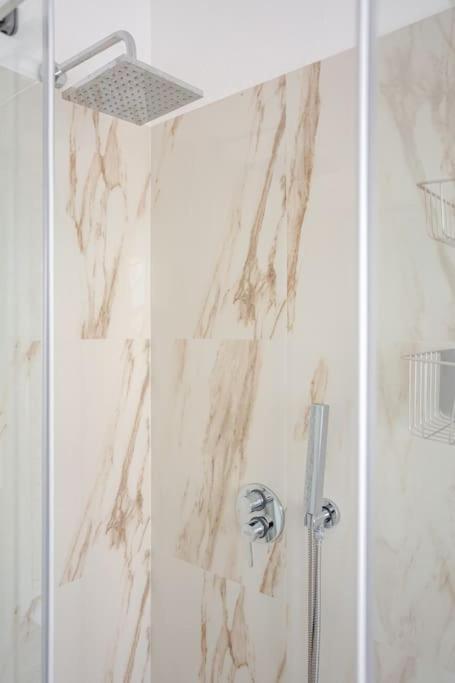 Bright & Modern 2 Min Metro 20Min Niguarda H Apartment Milano Ngoại thất bức ảnh