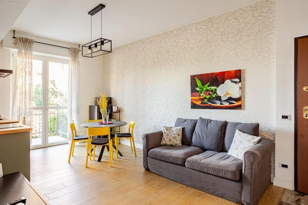 Bright & Modern 2 Min Metro 20Min Niguarda H Apartment Milano Ngoại thất bức ảnh