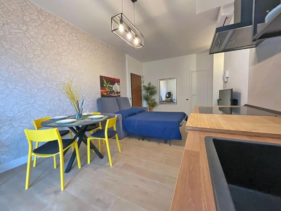 Bright & Modern 2 Min Metro 20Min Niguarda H Apartment Milano Ngoại thất bức ảnh